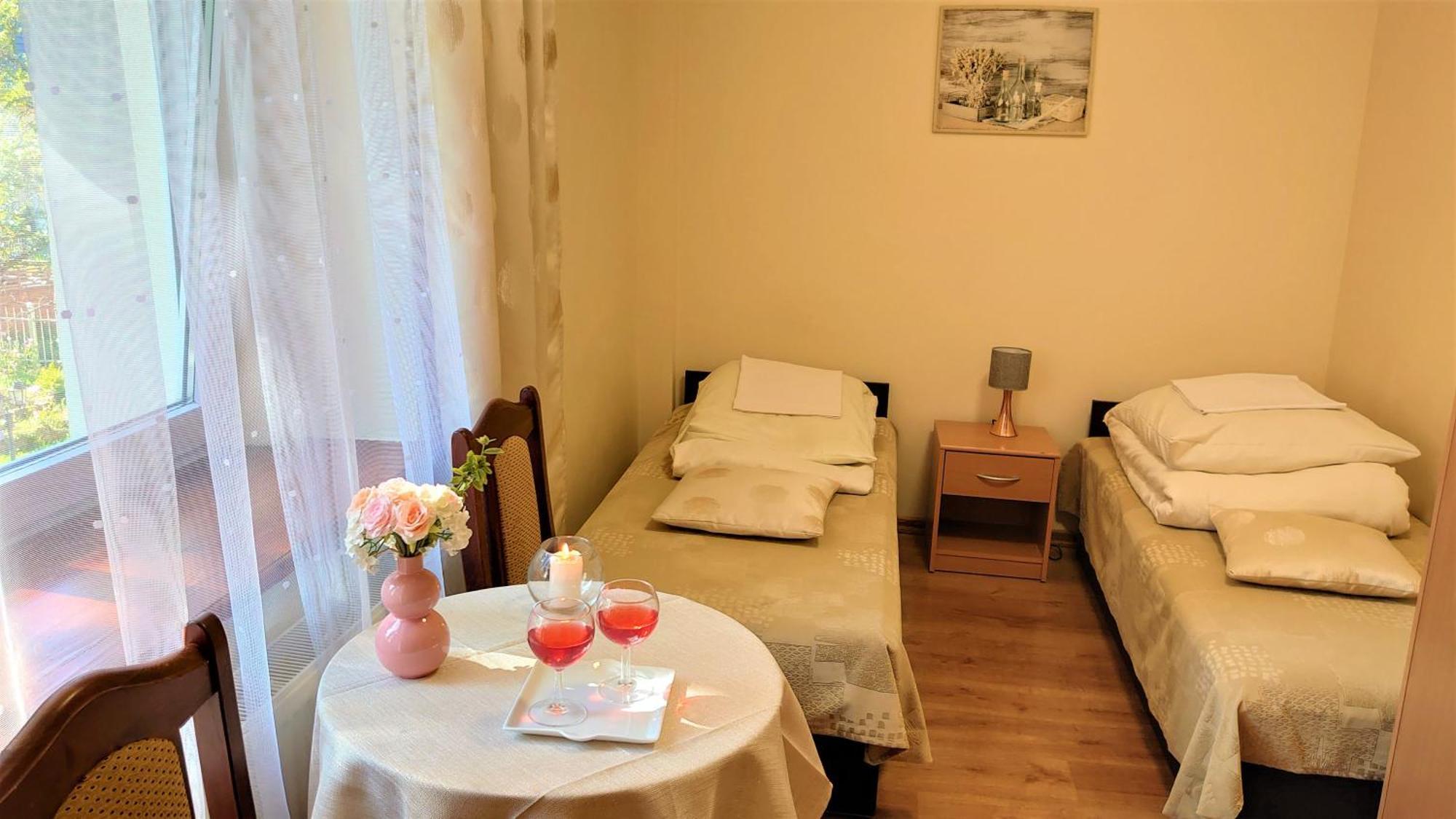 Gosciniec Jas -Sniadania I Obiadokolacje Szwedzki Stol W Cenie Bezplatny Parking Шклярска-Поремба Экстерьер фото